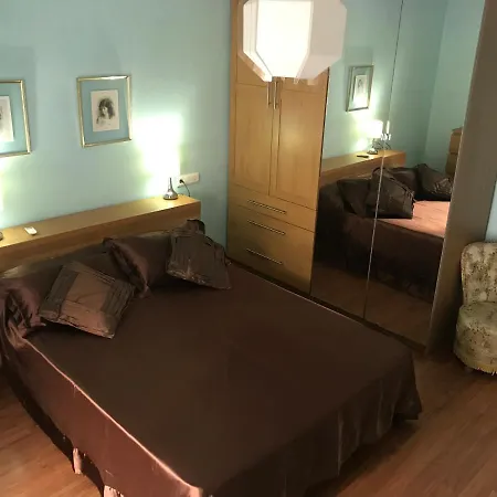 Entre El Falla Y La Caleta 加的斯