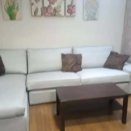 Entre El Falla Y La Caleta *