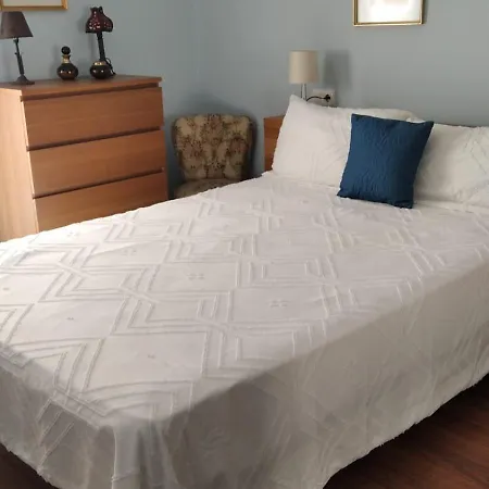 Entre El Falla Y La Caleta *