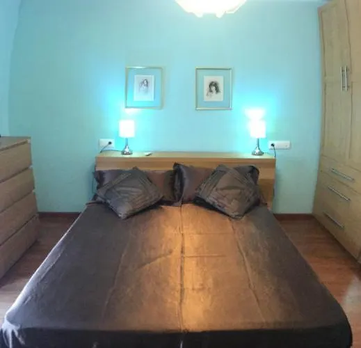 Entre El Falla Y La Caleta Cadix