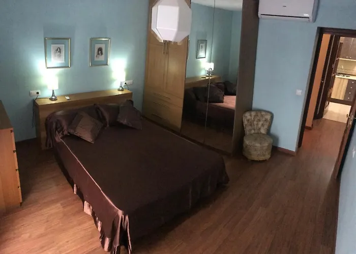 Entre El Falla Y La Caleta Apartment