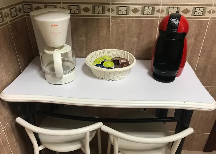 Entre El Falla Y La Caleta Apartment *