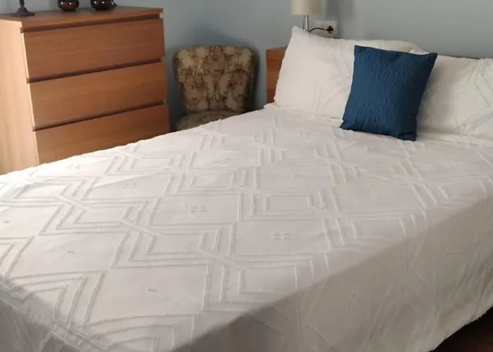 Entre El Falla Y La Caleta *