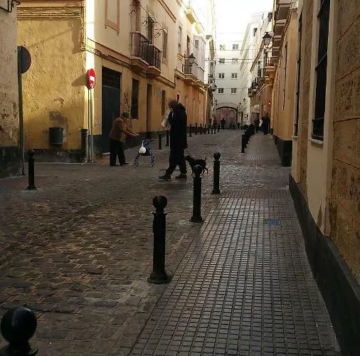 Entre El Falla Y La Caleta Appartement *