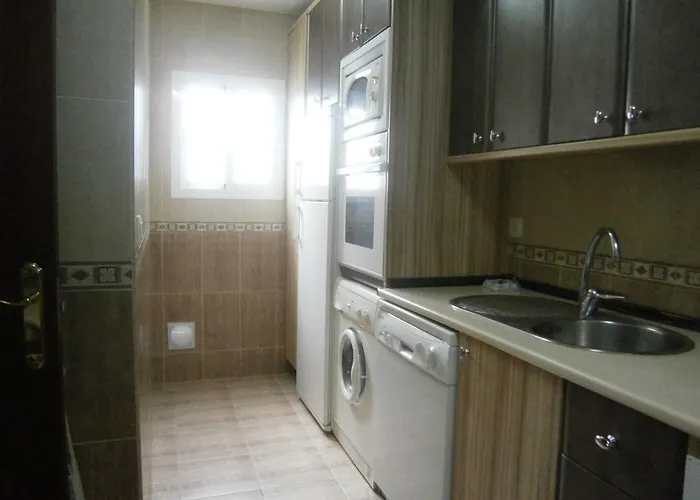 Entre El Falla Y La Caleta Cadix