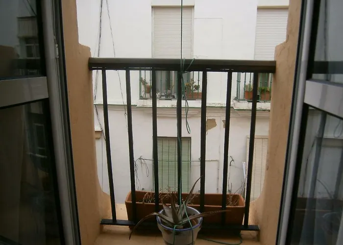 Entre El Falla Y La Caleta Appartement