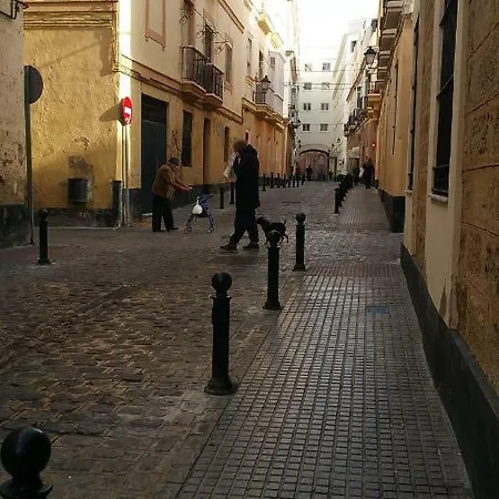 Entre El Falla Y La Caleta דירה *